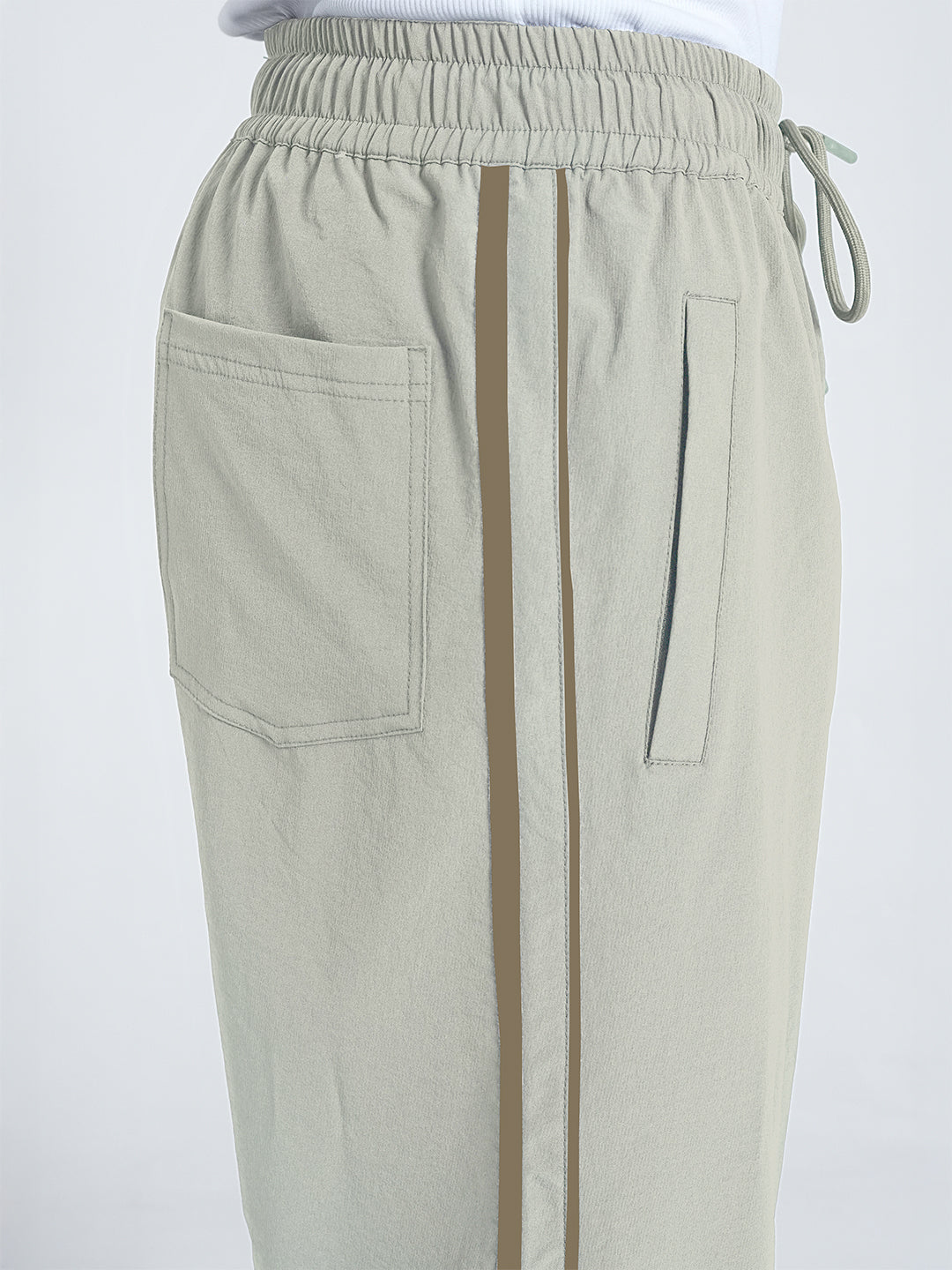 StrideX Loose Fit Track Pants (Cannoli Cream)