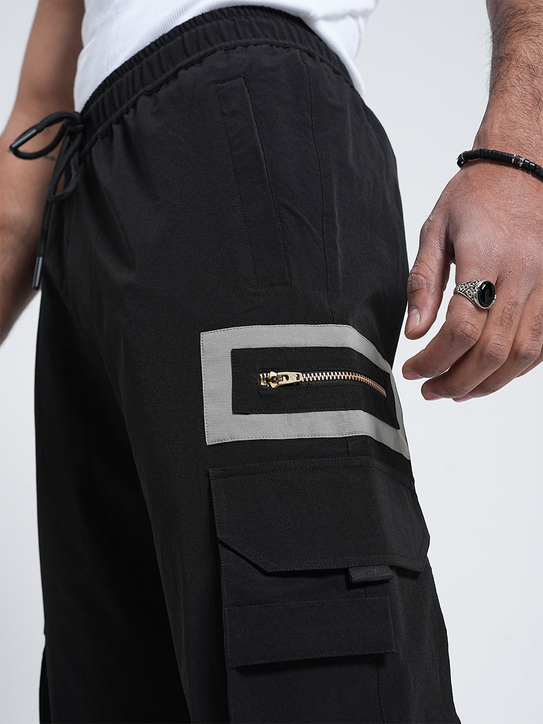 Iron Grip Performance Cargo (Black)