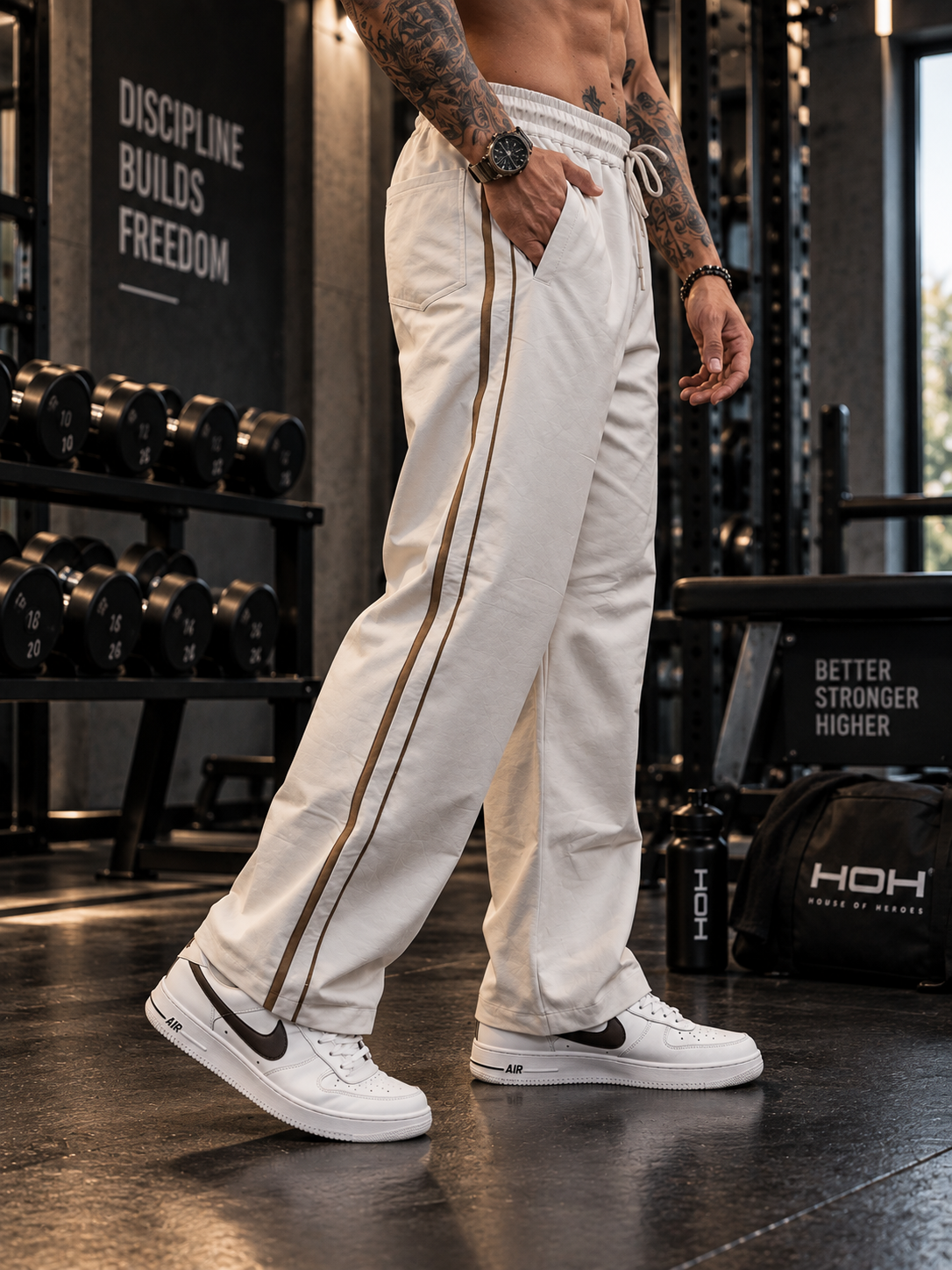 StrideX Relaxed Fit Track Pants (Cannoli Cream)