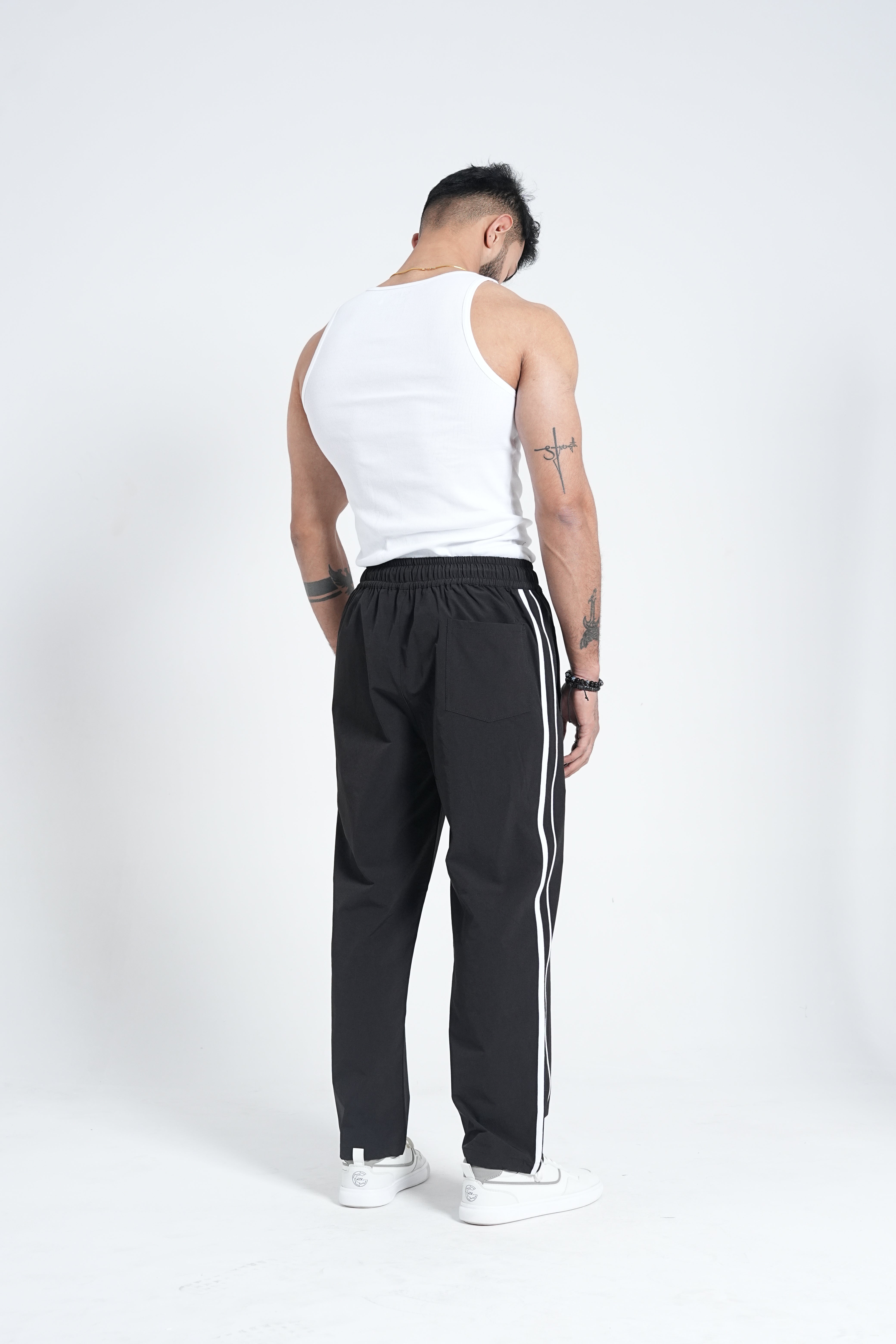 StrideX Loose Fit Lowers (Black)