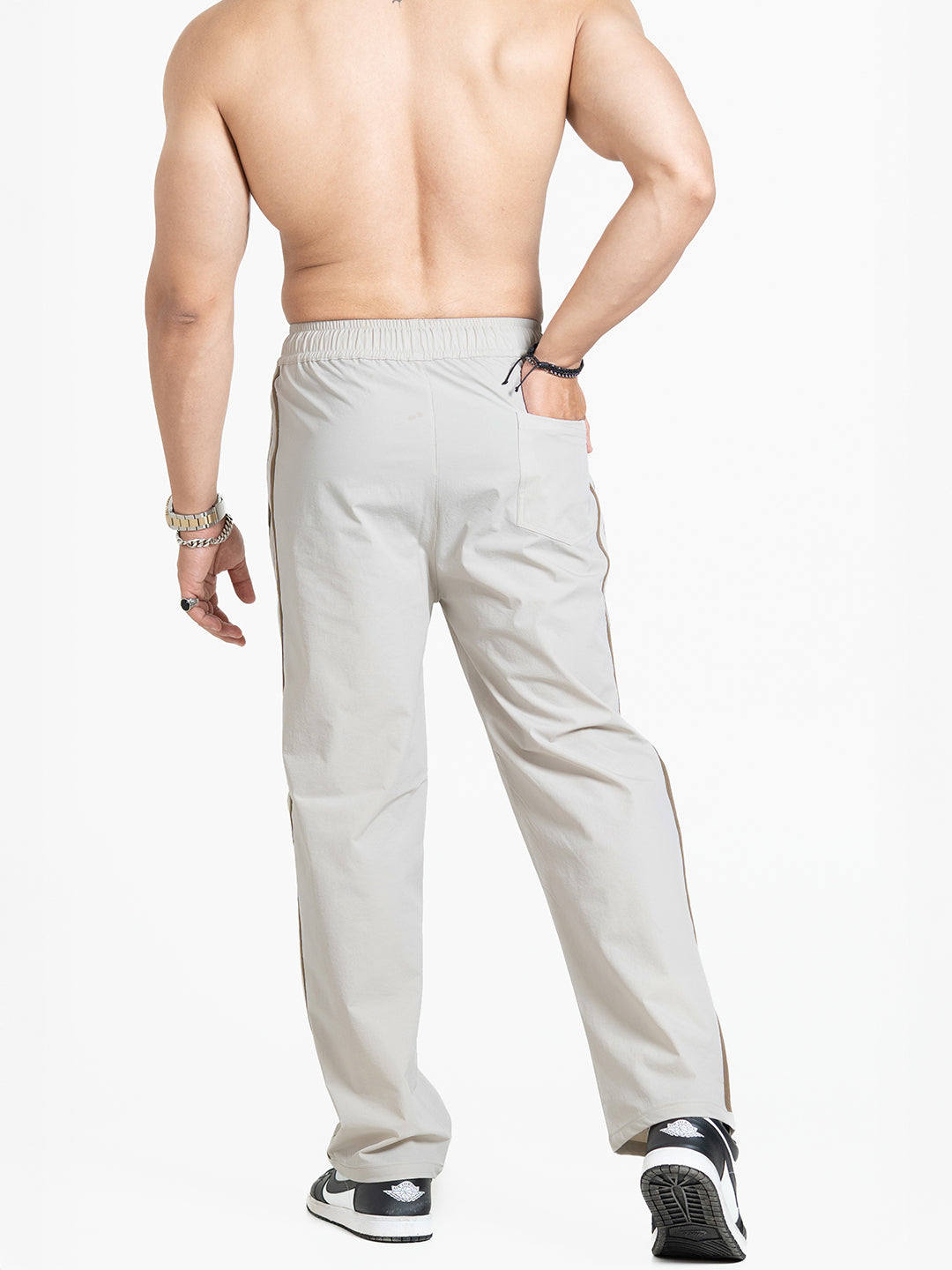 StrideX Loose Fit Track Pants (Cannoli Cream)