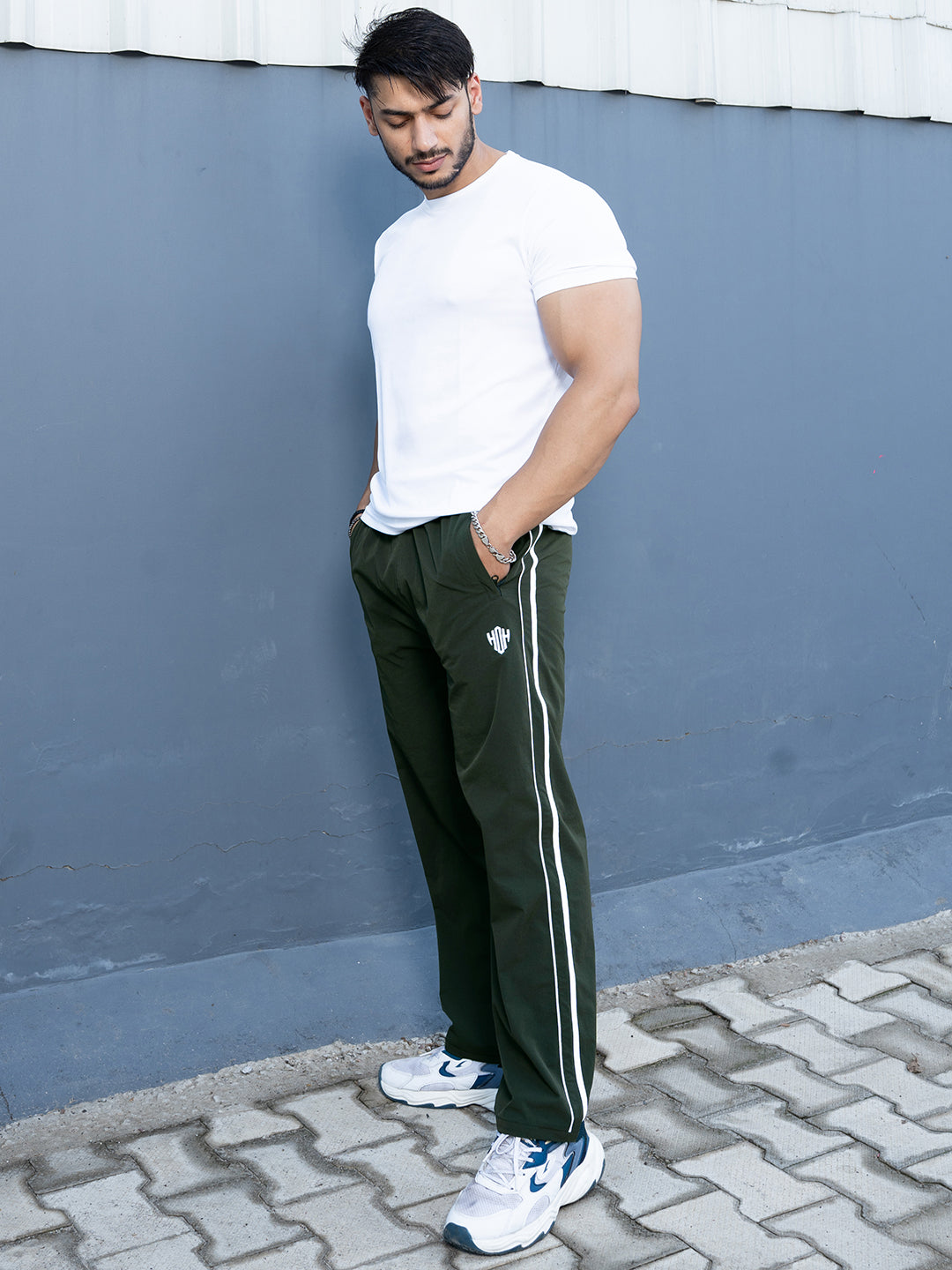 StrideX Loose Fit Track Pants (Olive)