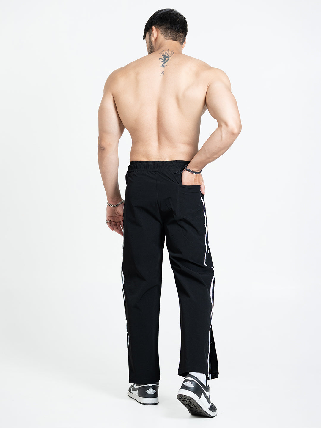 SnapFit Loose Fit Track Pants (Black)