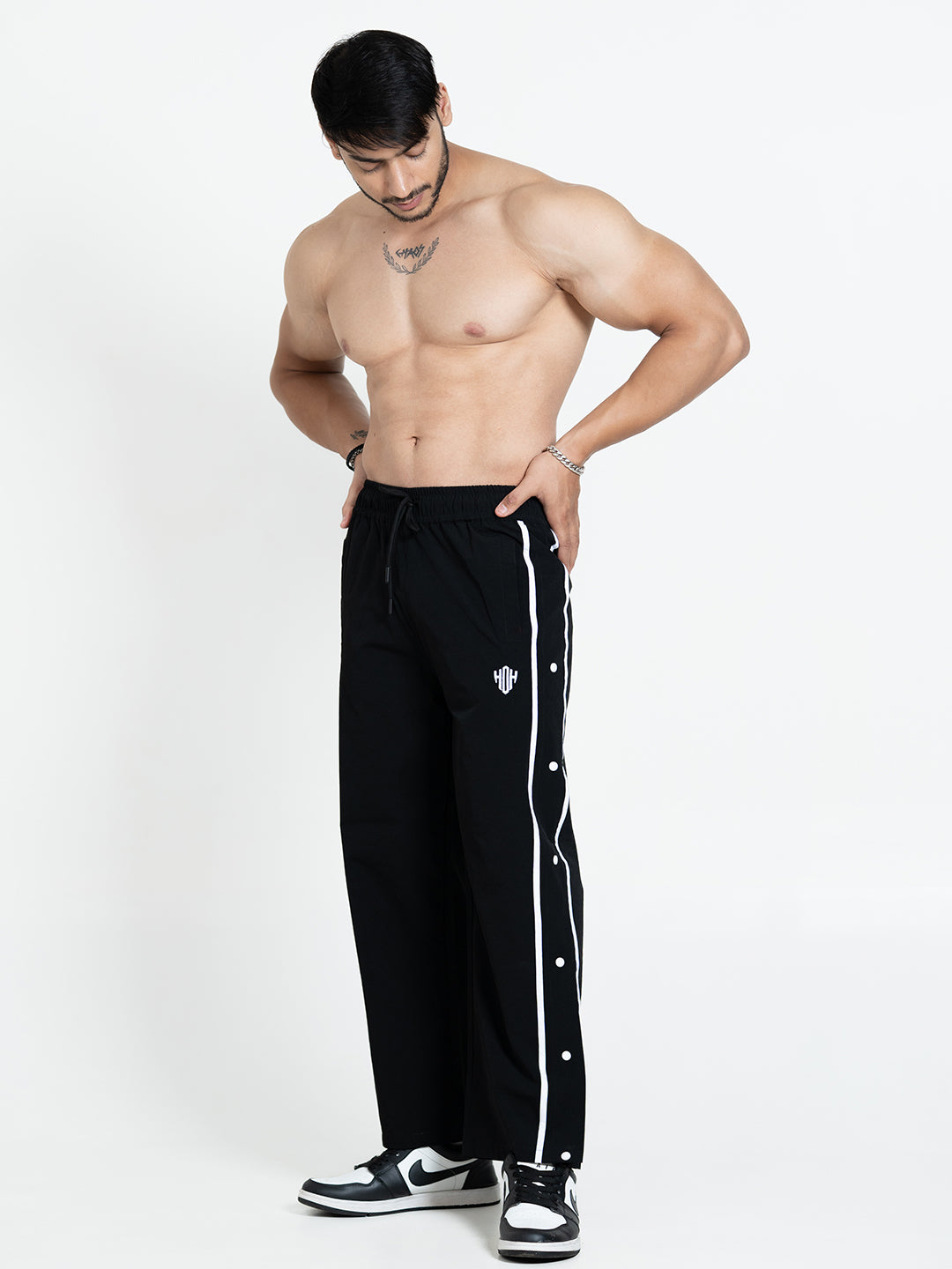 SnapFit Loose Fit Track Pants (Black)